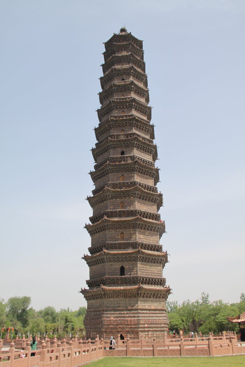 The Iron Pagoda, Kaifeng