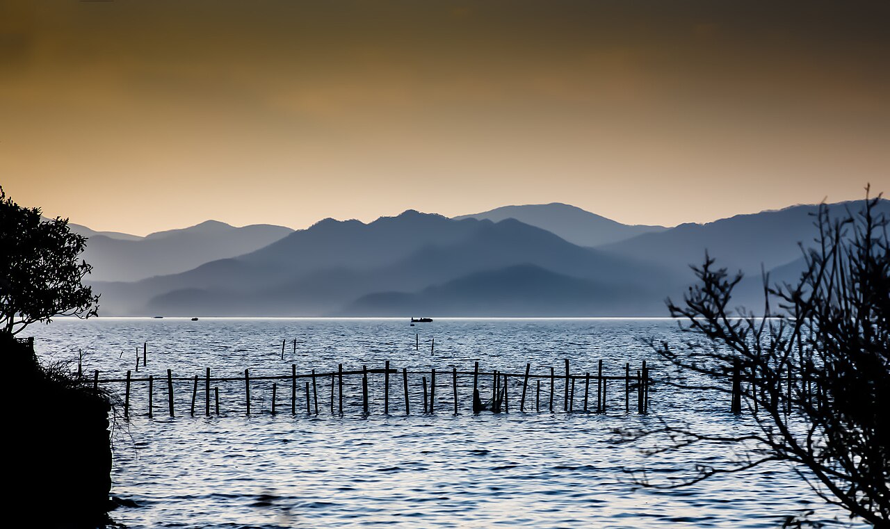 东钱湖