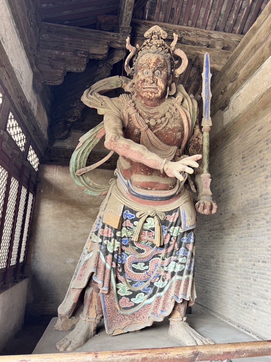山门内的辽代金刚力士像