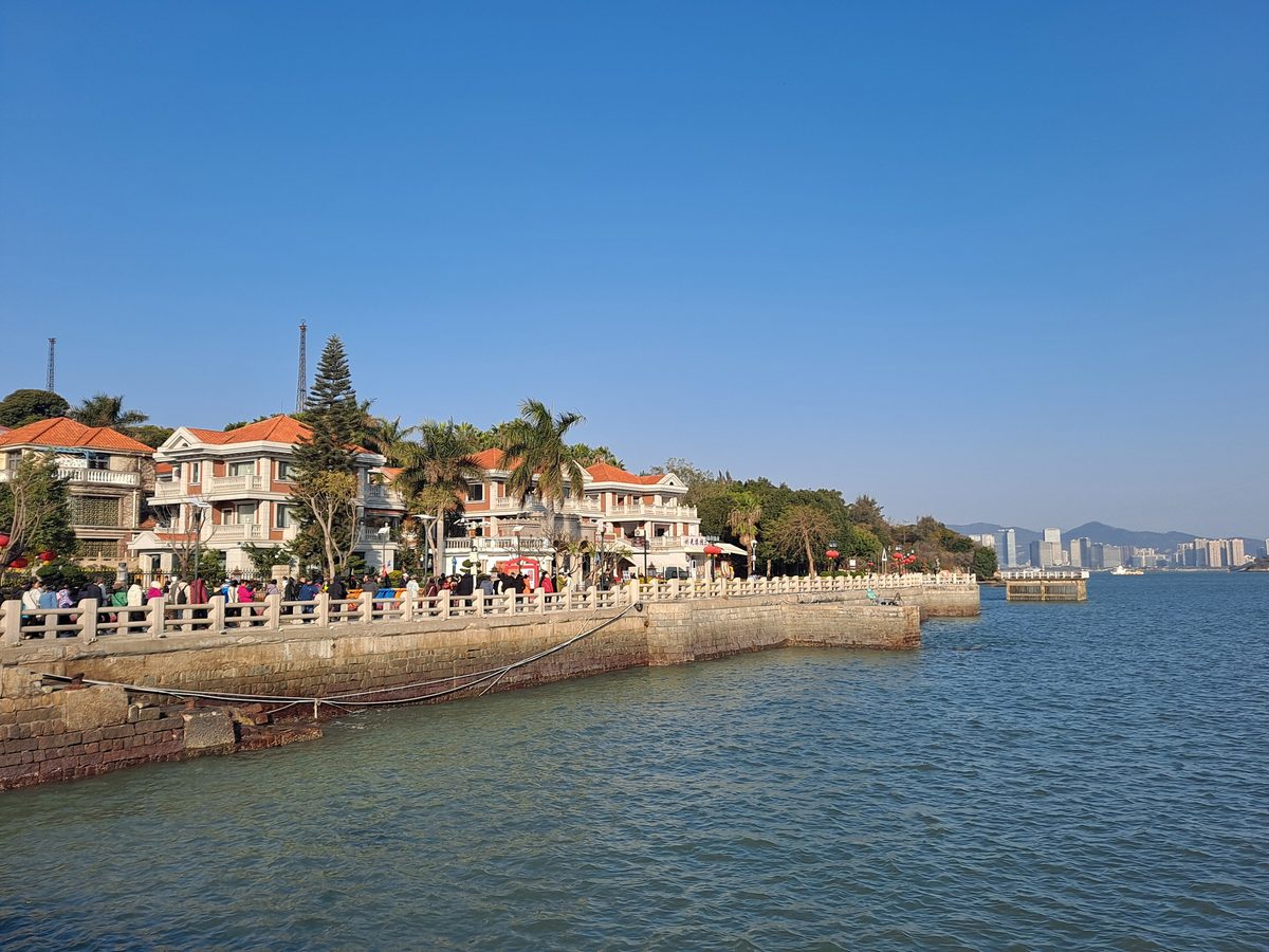 Old villas on the Gulangyu waterfront
