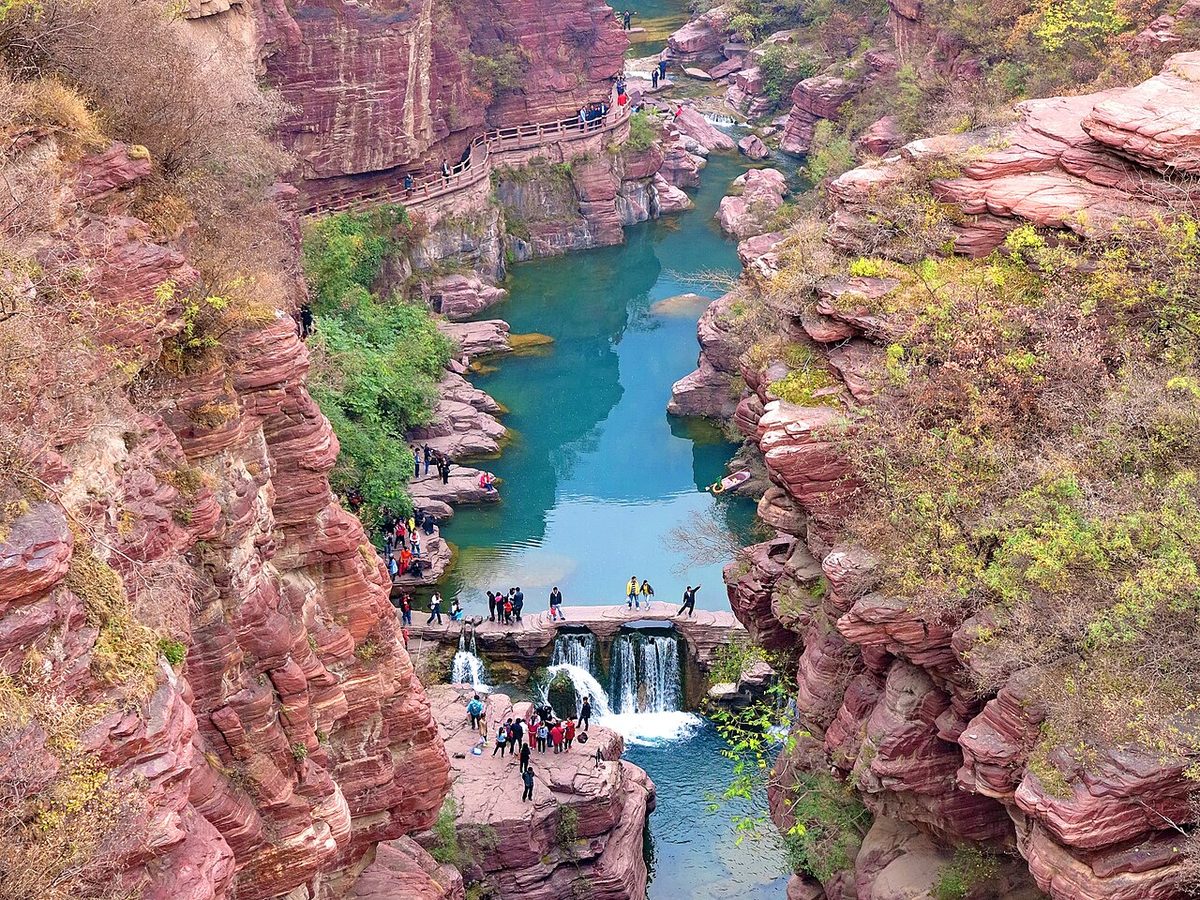 Red Stone Gorge, Yuntai Mountain