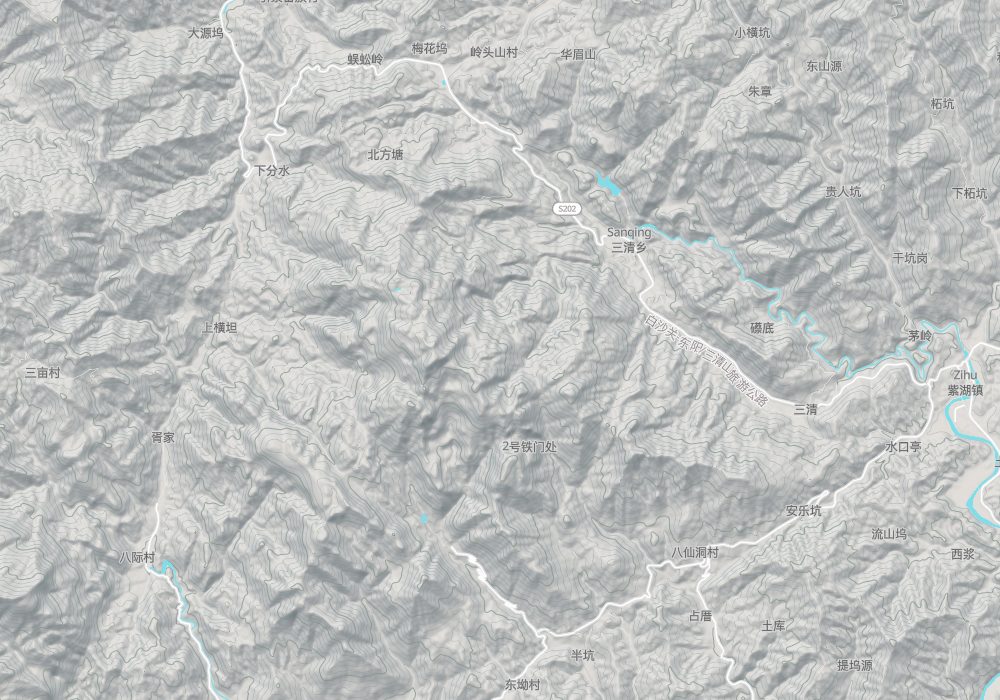 The Yujing Peak area is in the centre, slightly north; Nanqing Garden lies to its south and Sanqing Palace in the northern part of the mountain. Yushan town is off the map to the south-east; hillshade and 100 m contours