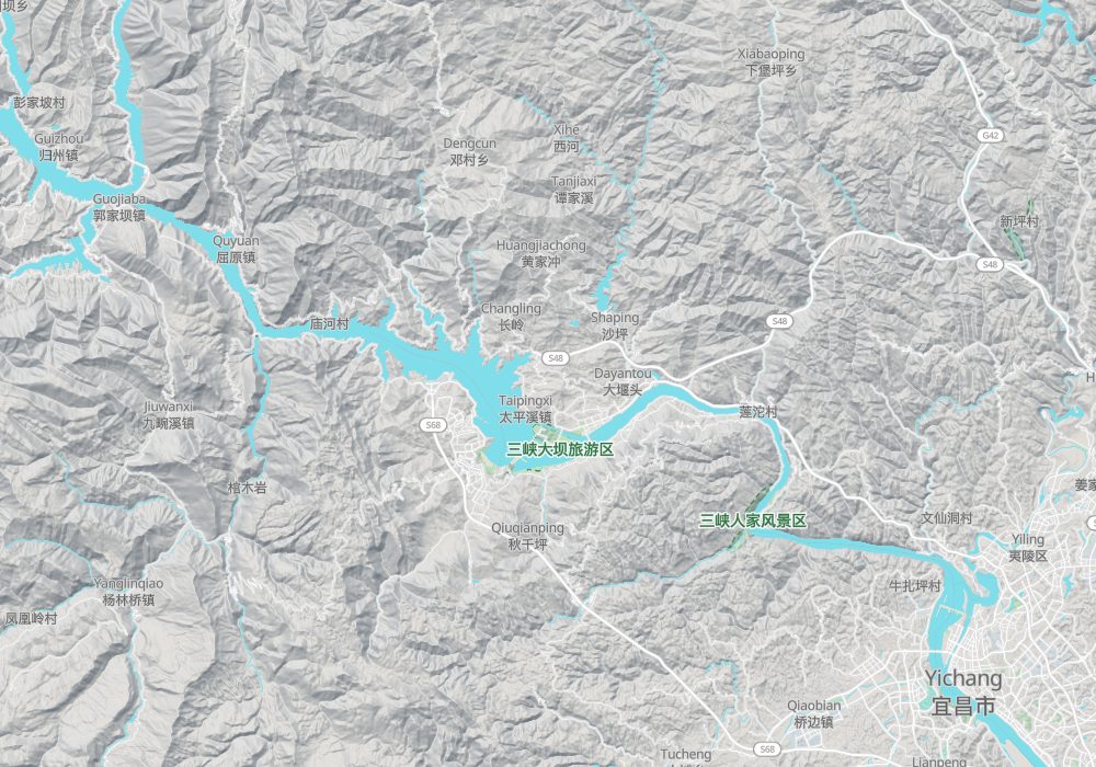 西陵峡:秭帰の香渓口から宜昌の南津関まで、長さ約66km。三峡ダムと葛洲壩ダムはいずれもこの区間にあり、南津関を出ると川幅が広がる。陰影起伏と100m等高線