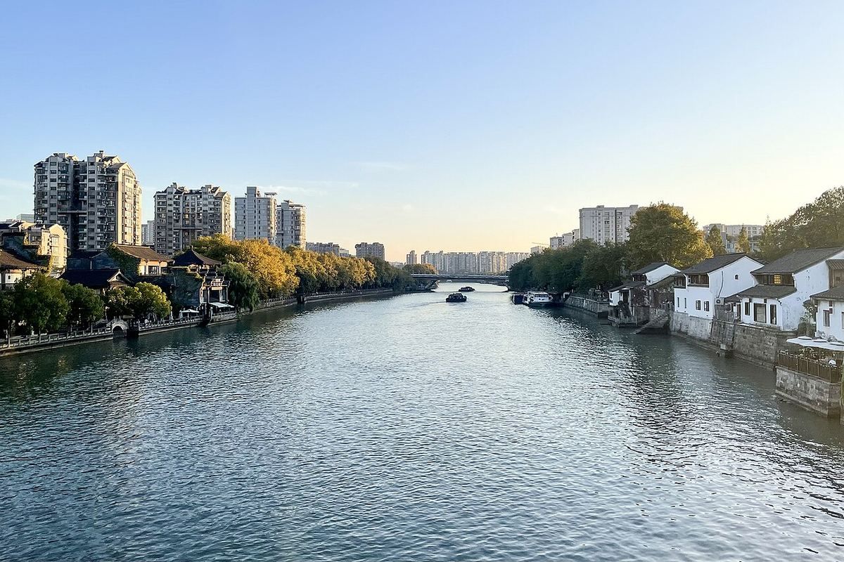 The Grand Canal seen from Gongchen Bridge, Hangzhou