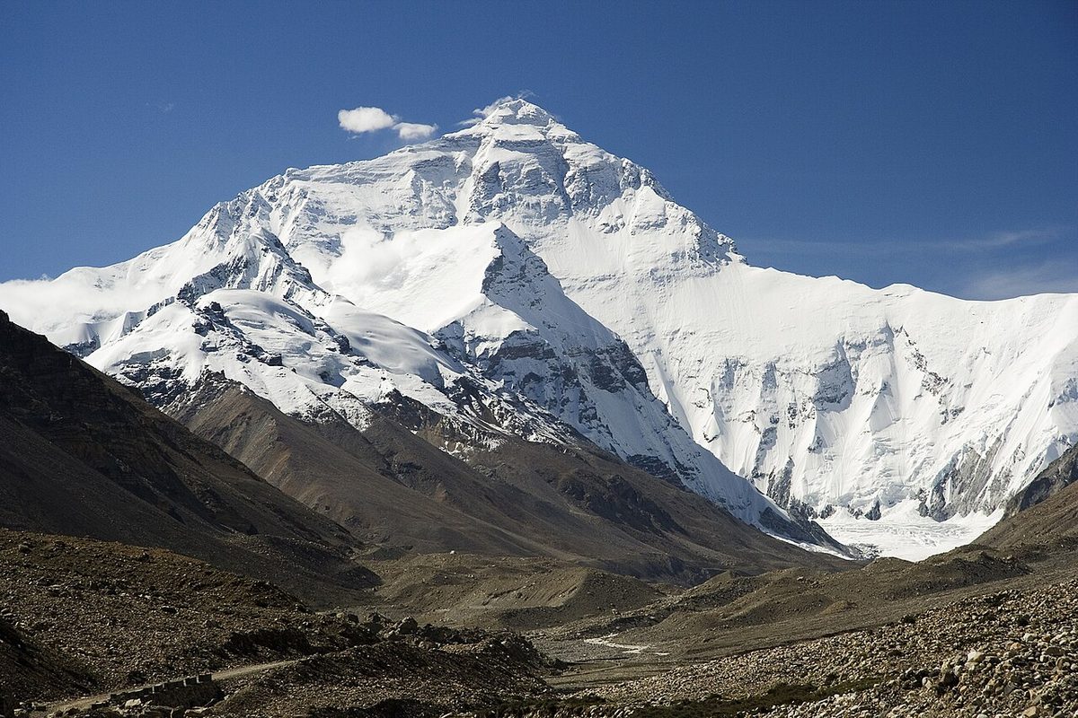 Mount Qomolangma (Everest)