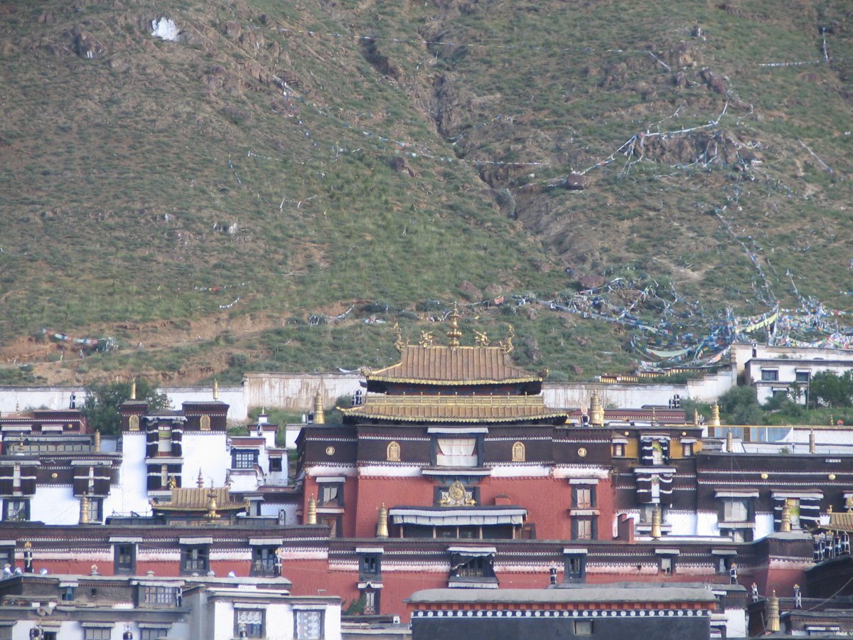タシルンポ寺